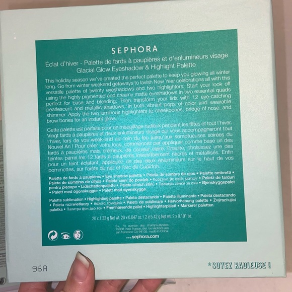 sephora glacial glow pallete - Picture 7 of 8